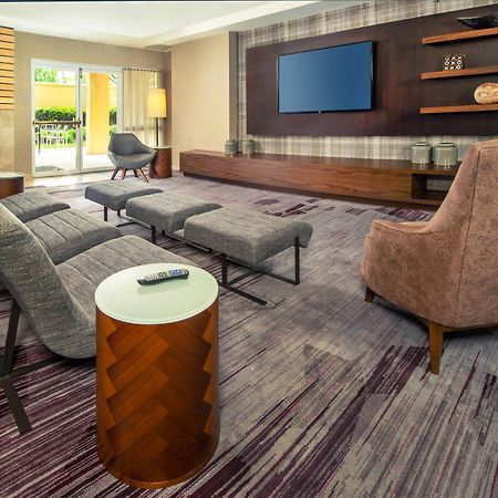 โซเนสตา ซีเลกต์ อัลเลนทาวน์ เบทเลเฮม แอร์พอร์ต Hotel ภายนอก รูปภาพ
